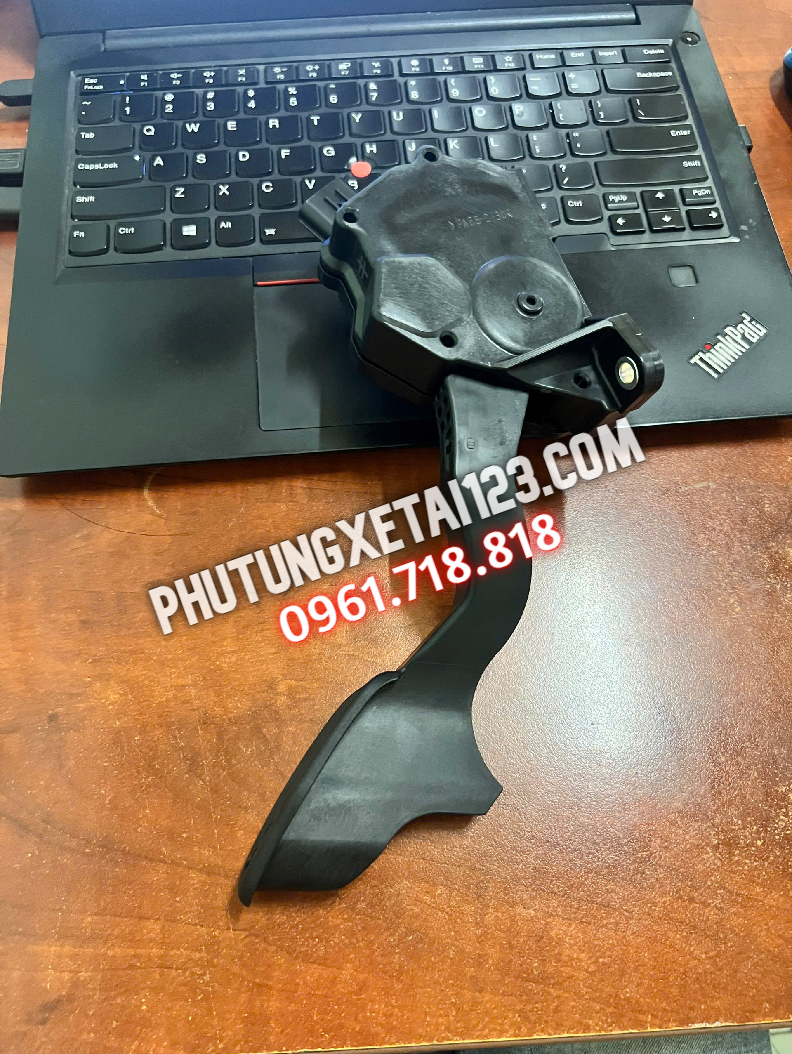 bàn đạp ga xe tải hino 300