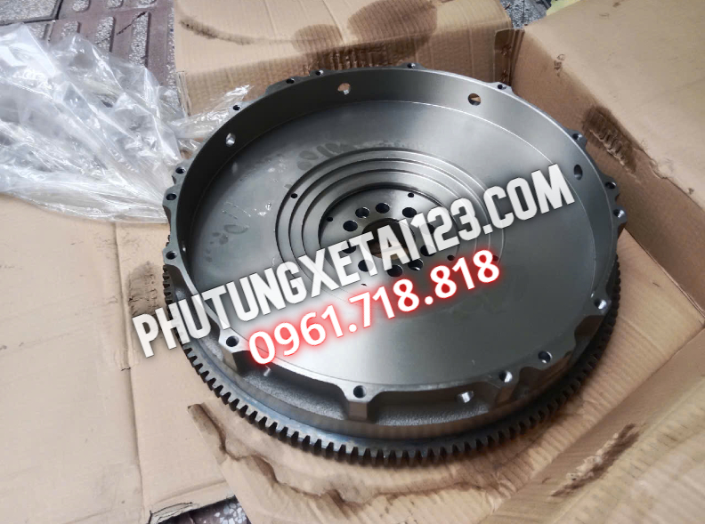bánh đà xe tải hyundai 15 tấn