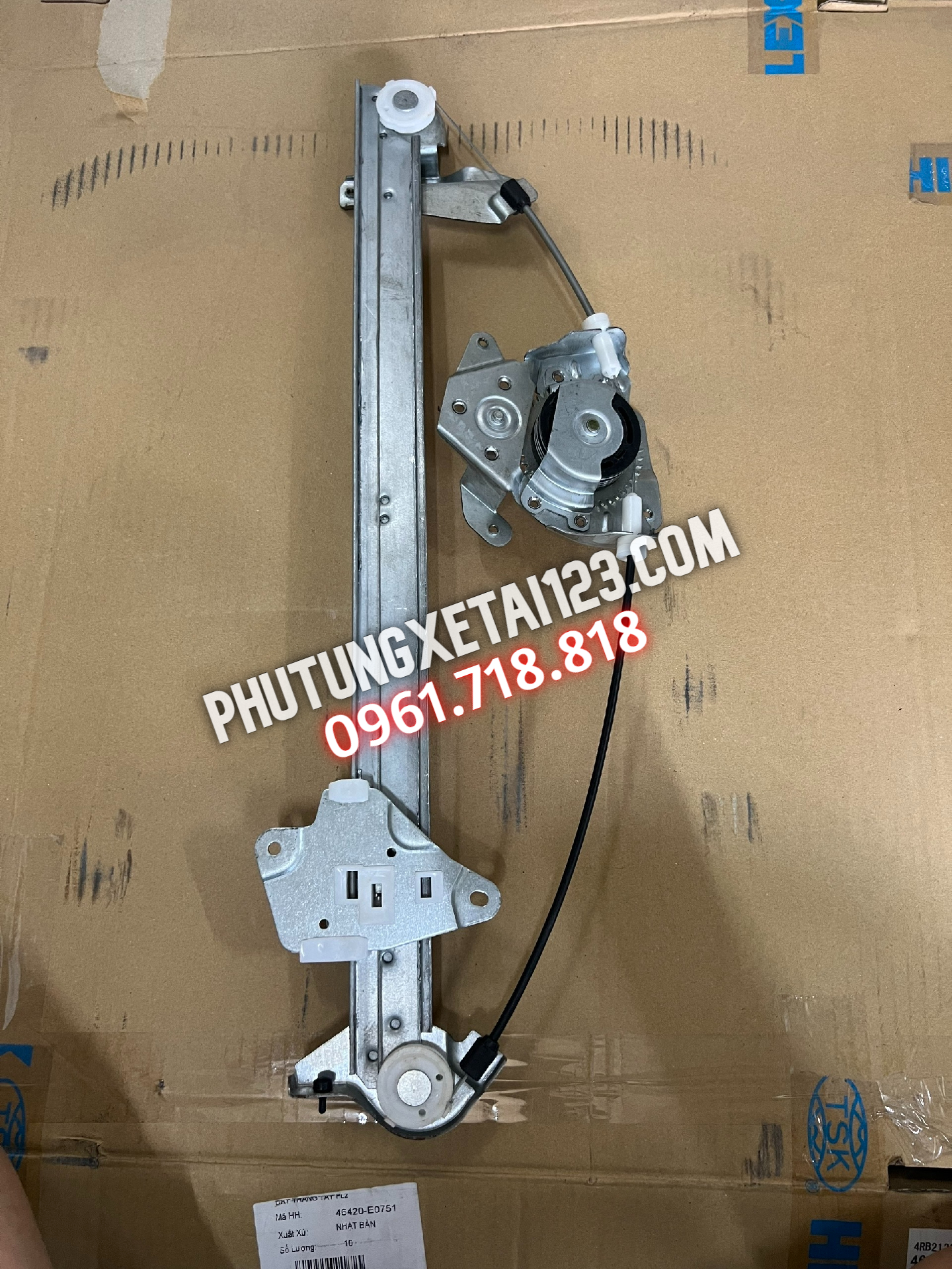 cơ cấu nâng hạ kính xe fuso