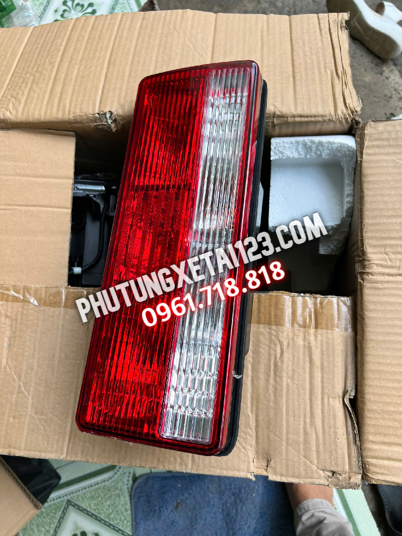 đèn lái sau hyundai ex8