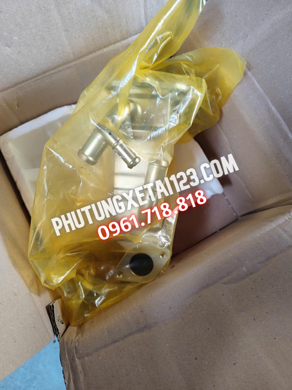 két làm mát khí thải hyundai ex8