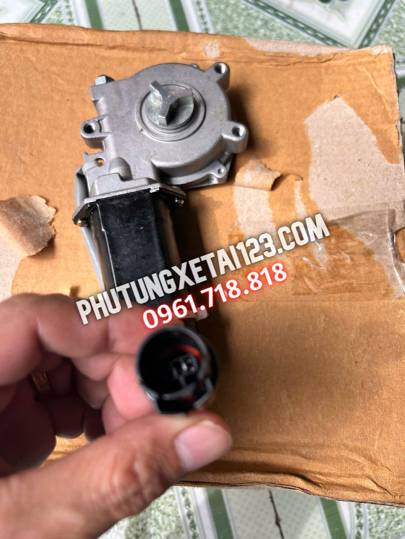 mô tơ bấm kính daewoo novus