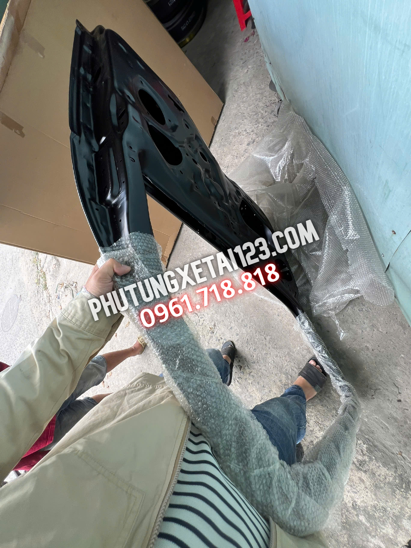 phụ tùng cửa xe tải hino dutro 3t5