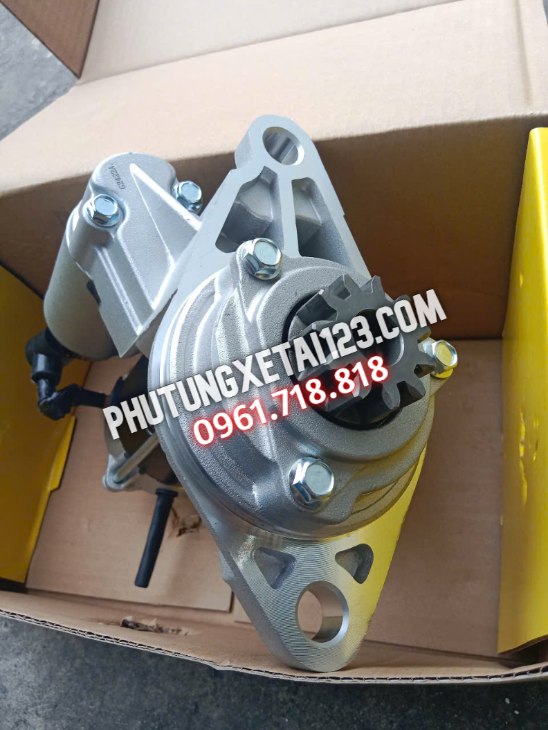 thay thế phụ tùng náy khởi động isuzu iz65
