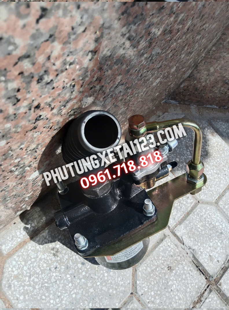 tổng côn dưới xe tải 15 tấn hd270 trago