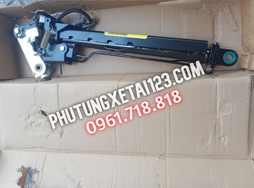 ty lật cabin hino 700